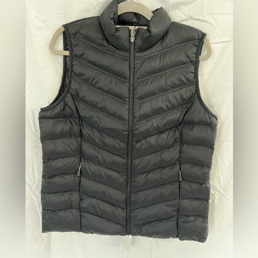 32 Degrees Lightweight Thin Vest #157